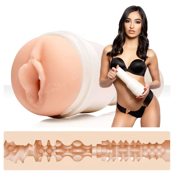Fleshlight Emily Willis Squirt - vagina artificial realista (cor natural)