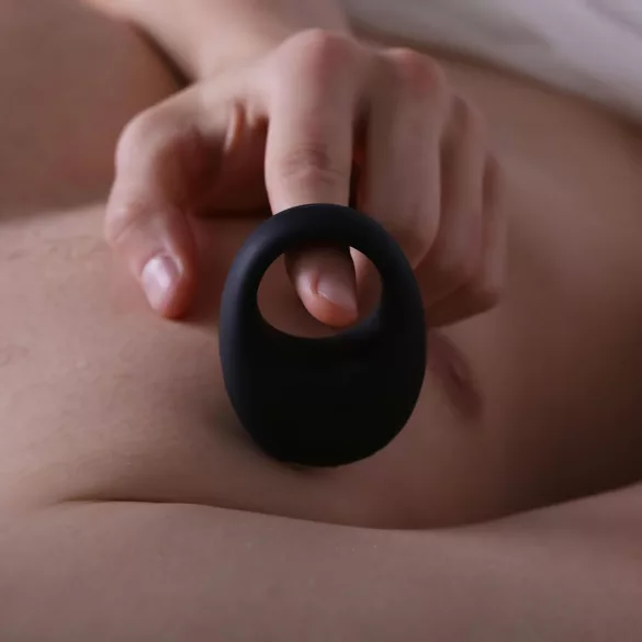 Je Joue Mio - anel peniano vibratório recarregável à prova d'água preto
