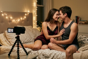 Como fazer porno caseiro em 5 passos